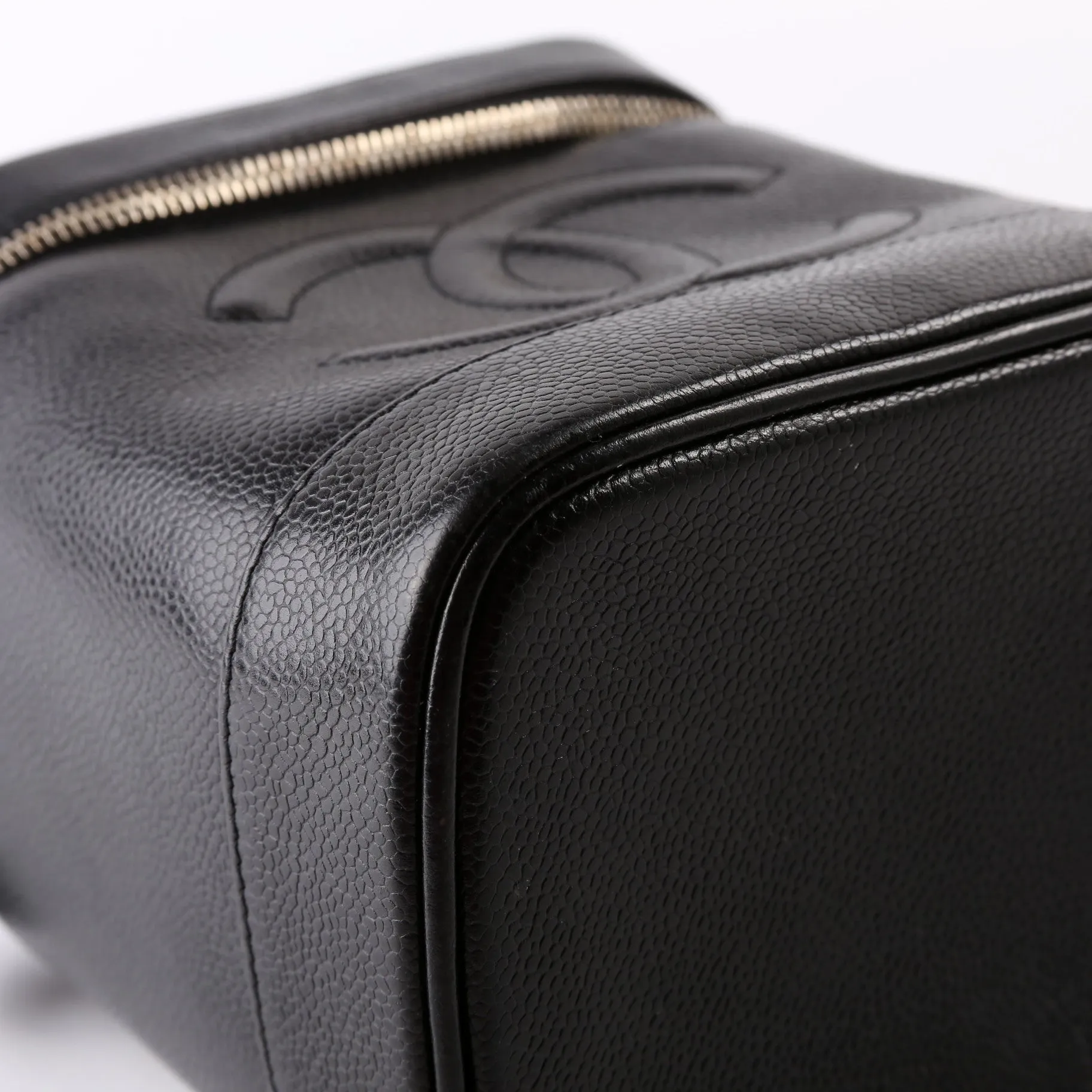 CC Vanity Case Small Caviar