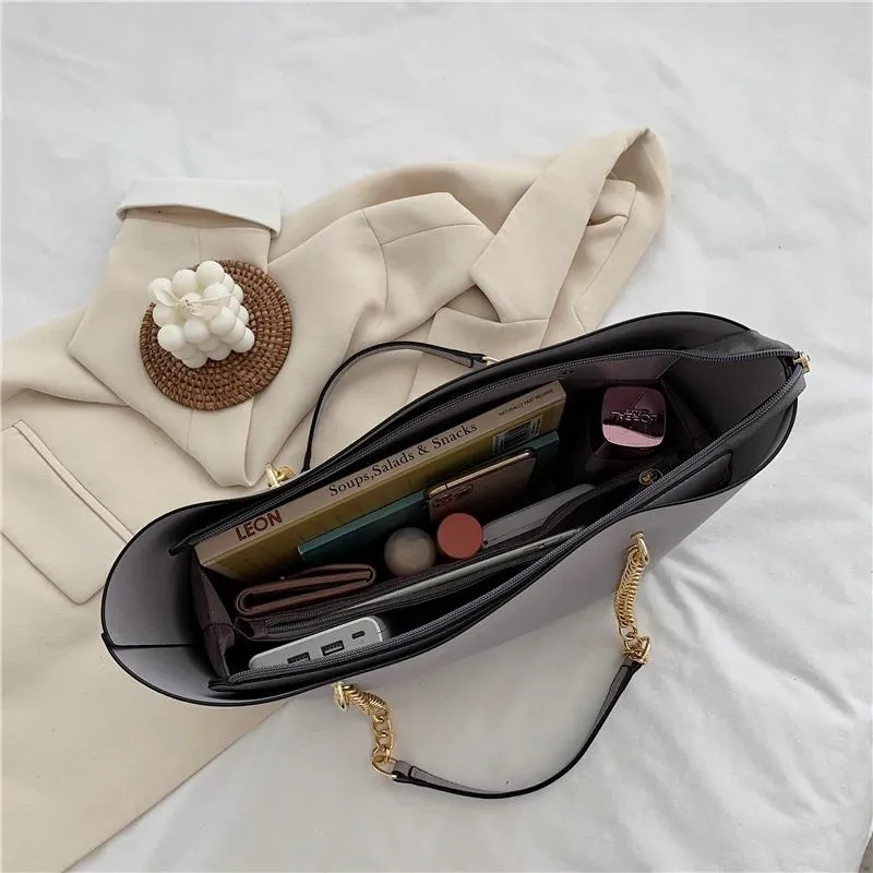 Deluxe Chain Strap Large Capacity Handbags