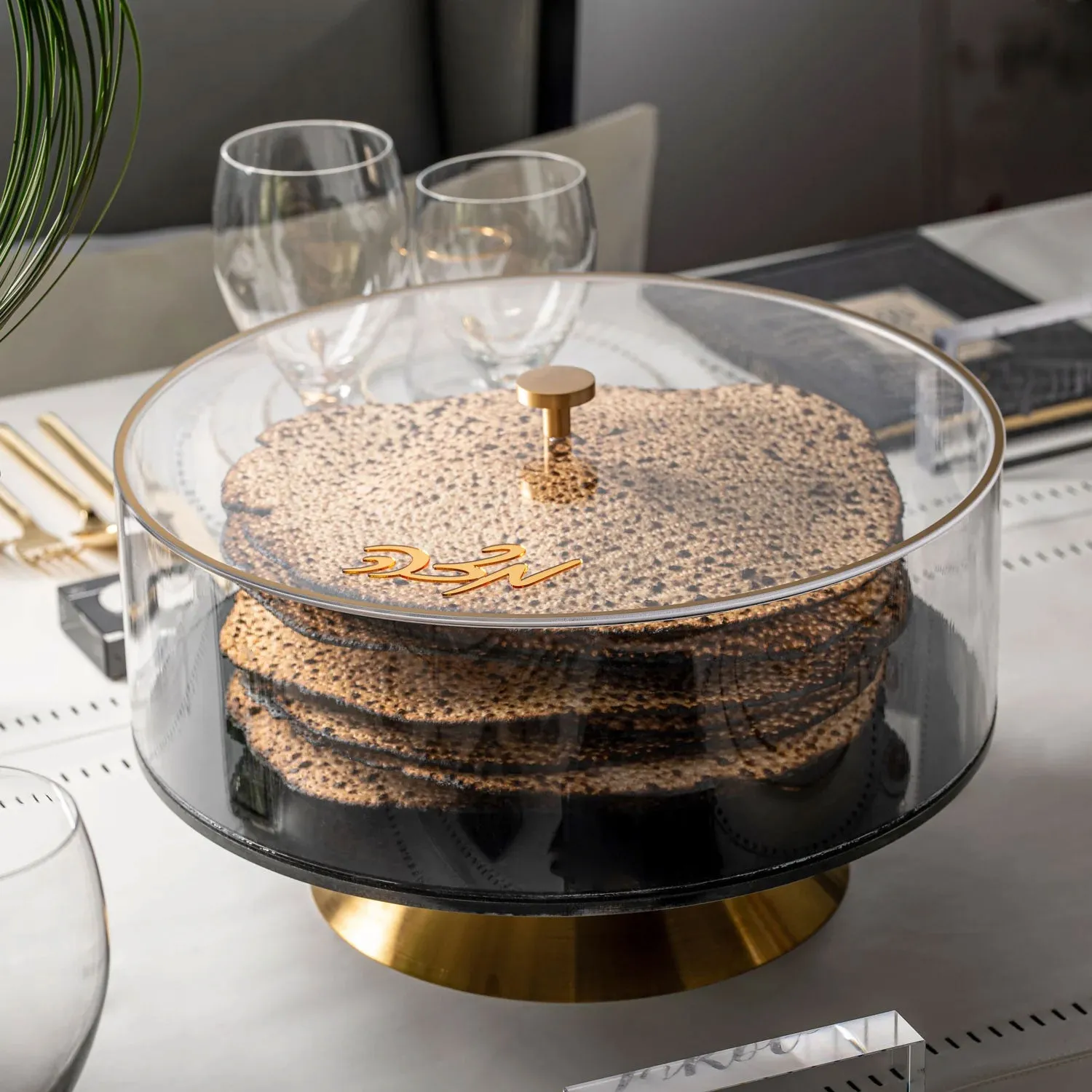 Raised MetaLucite Matzah Box, Black & Gold